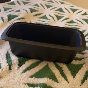 Tupperware UltraPro Loaf Pan